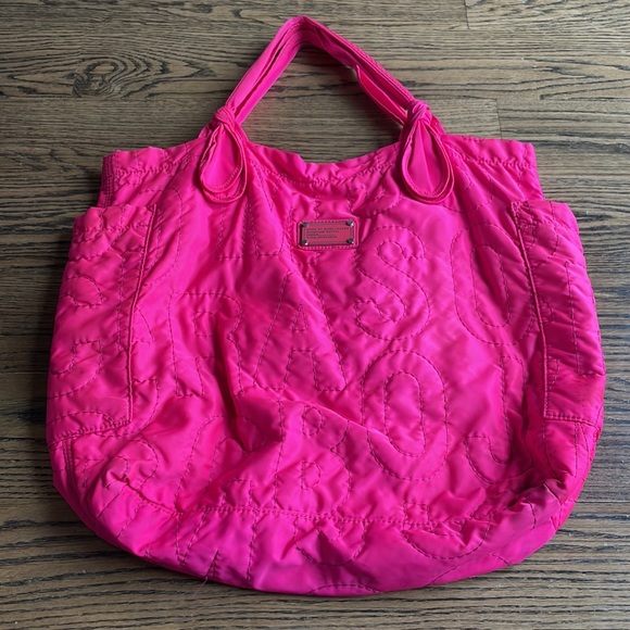 Marc by Marc Jacobs XL Neon Pink Tote - Picture 6 of 8